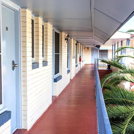 Cowra Motor Inn Ngoại thất bức ảnh