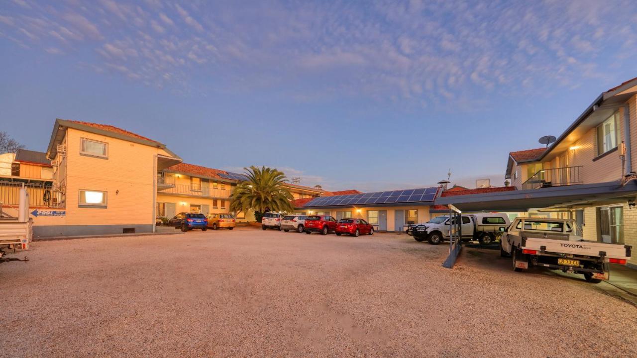 Cowra Motor Inn Ngoại thất bức ảnh