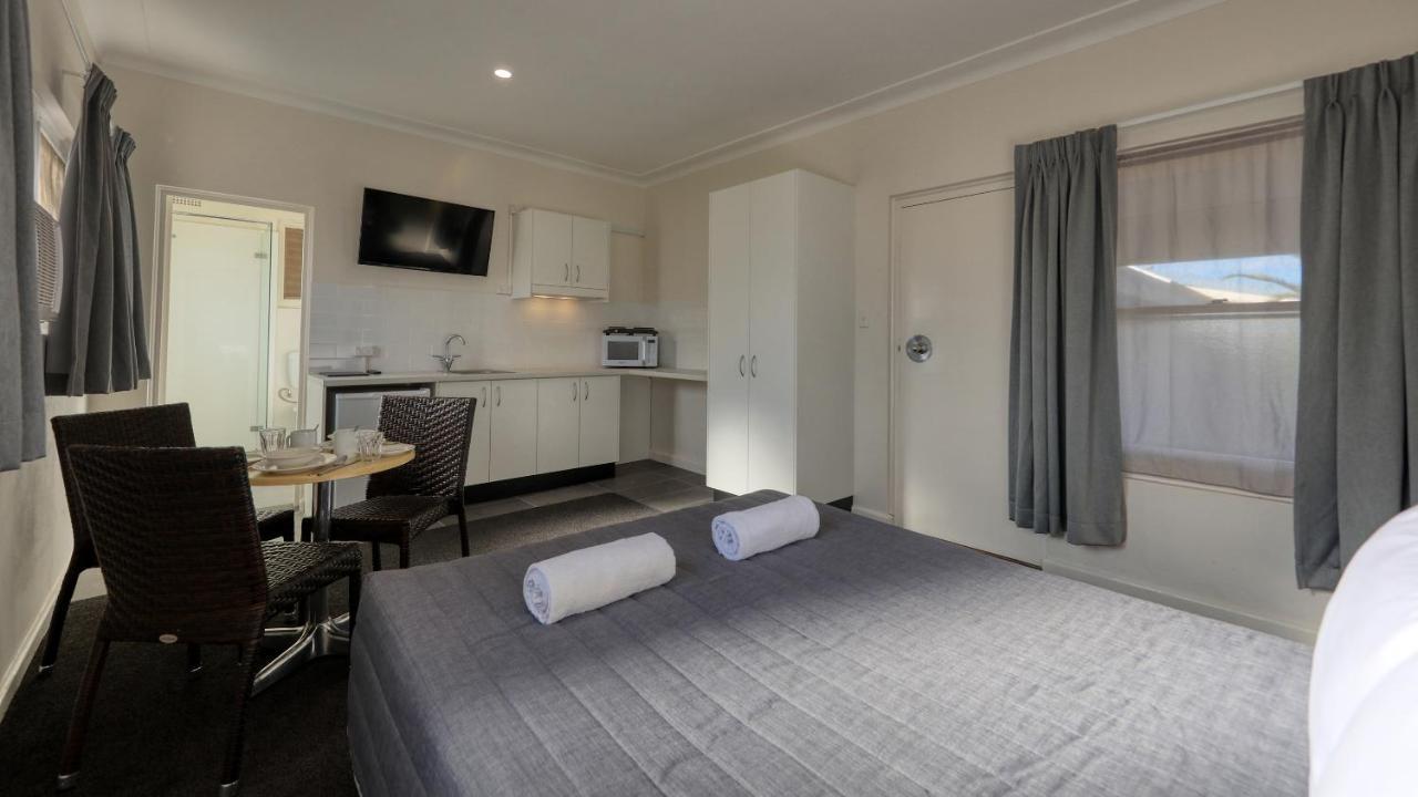 Cowra Motor Inn Ngoại thất bức ảnh